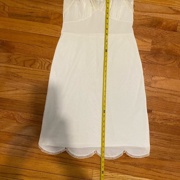 Vintage white Lingerie SLIP Dress 50s lace with rose scallop edge detail size 34 - Picture 11 of 12